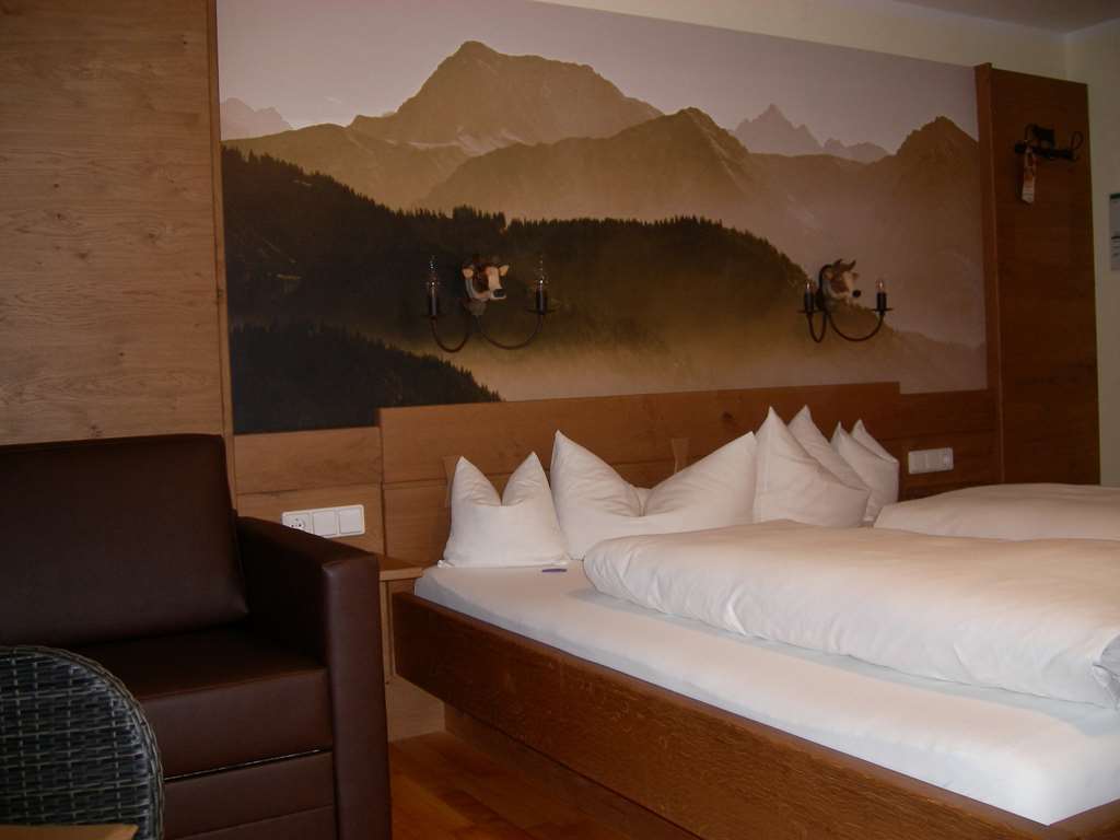 Hotel Und Apartements Im Forellenbach Фишен Номер фото